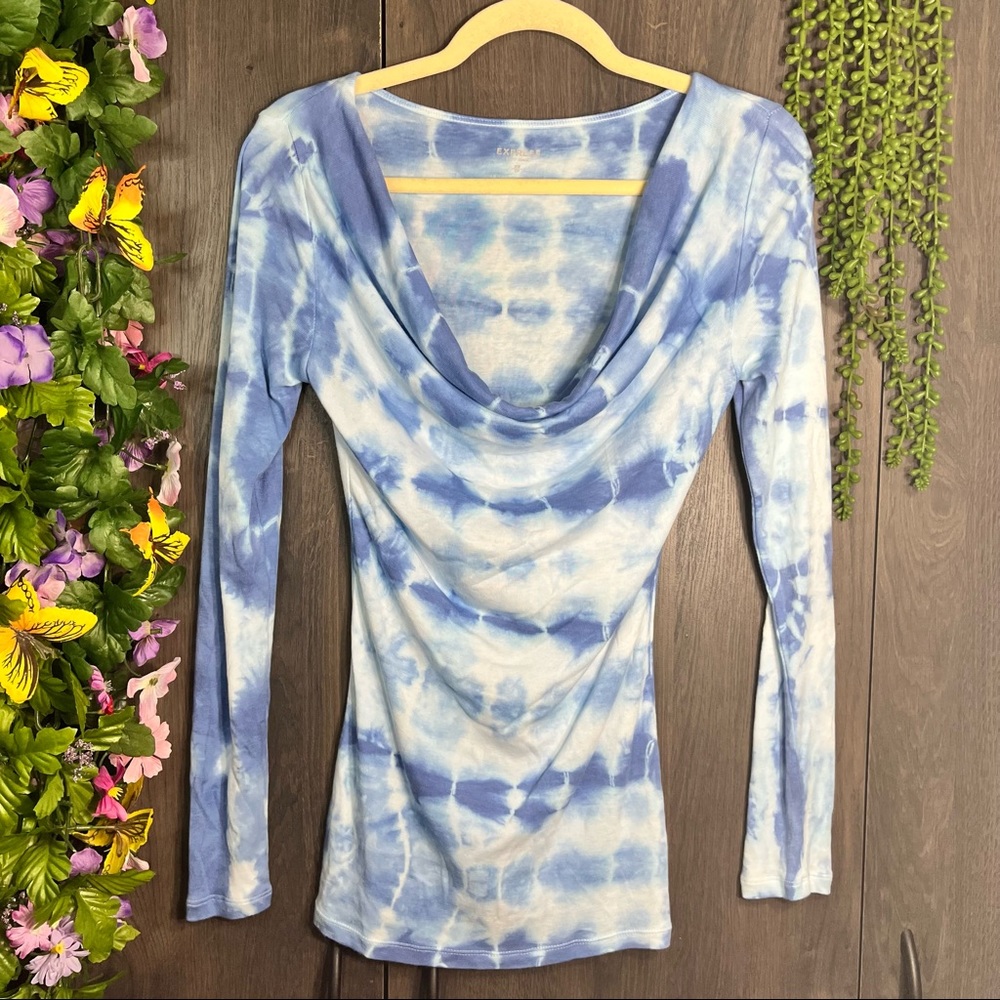 ||💙2/$40💙Express Blue Tie Dye Drape Detail Top Size XS
